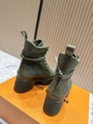 wholesale quality women louis vuitton shoes model no. 541